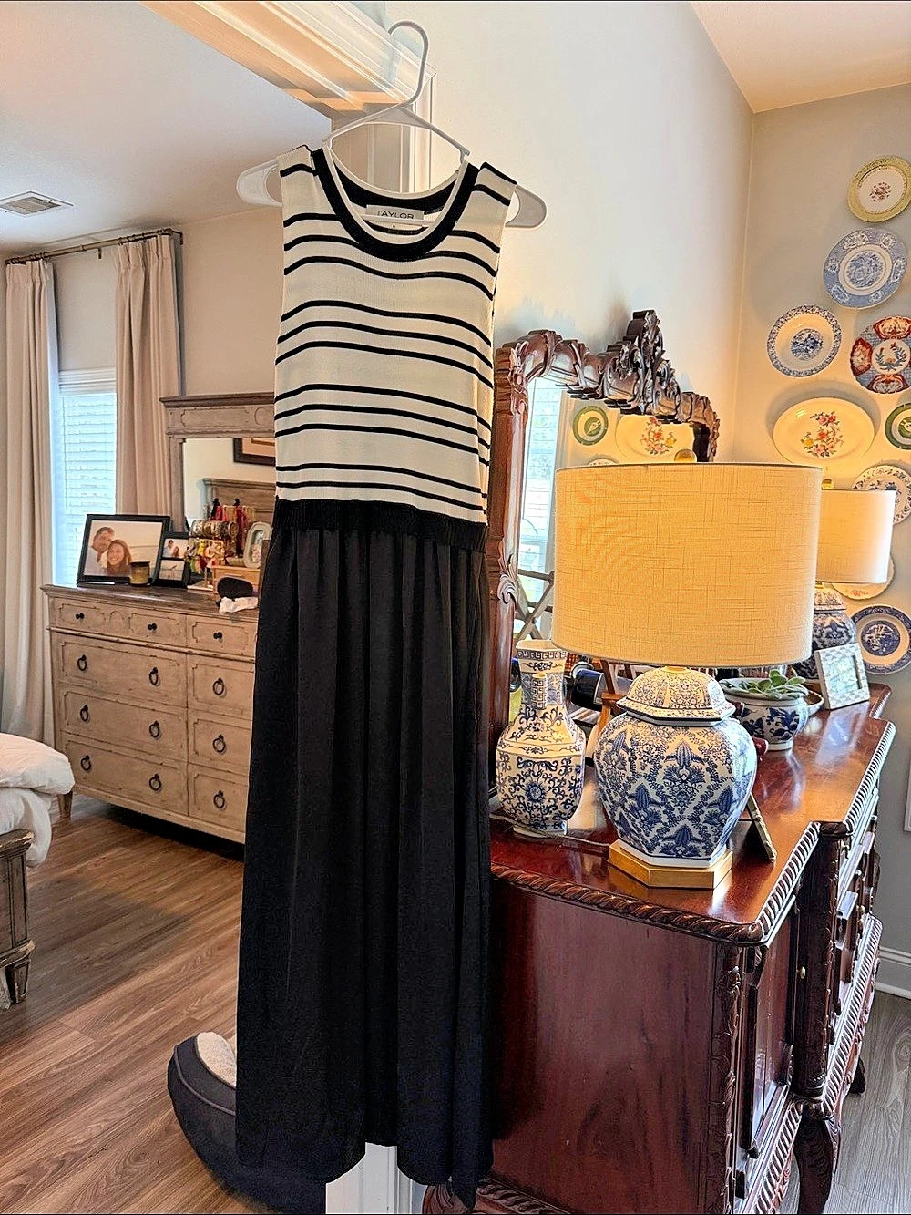 Taylor Striped Maxi Dress Black & White Medium Like New